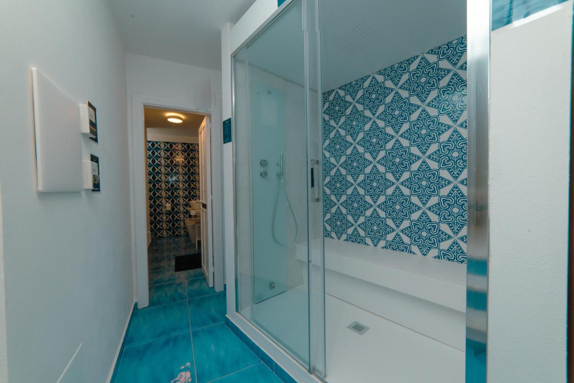 Villa Dorotea Luxury & Modern Design - Jacuzzi With Seaview & Sauna - Hammam & Homegym Минори Экстерьер фото